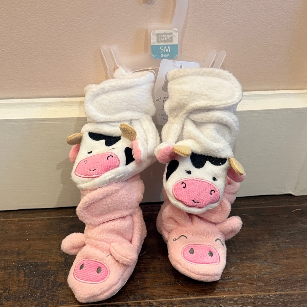 BRAND NEW Cow and Pig Baby Booties
